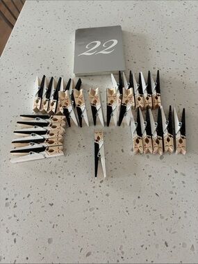 31 Clothes Pin Groom and Bride Table Card Holders.